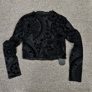 Soly Hux black crop top with long sleeves